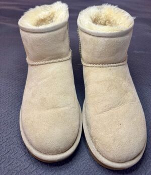 UGG - Classic Mini Boots - Women's Size 5 Beige Sheepskin Short Boots